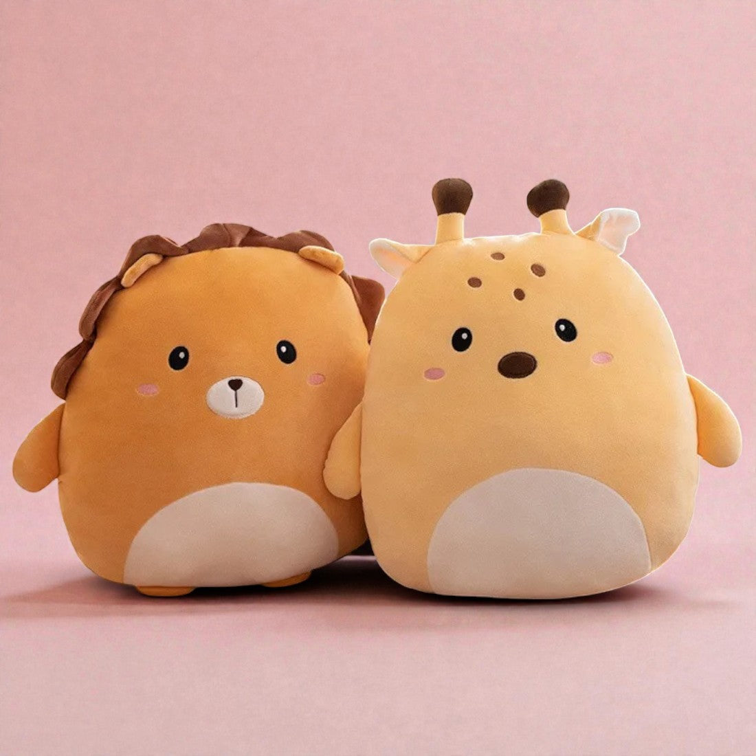 Beige Giraffen Squishy Kuschelkissen 40–45 cm