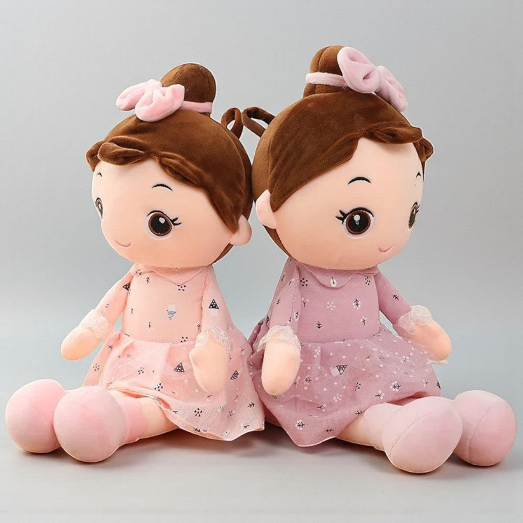 Stoffpuppe Mädchen mit Kleid