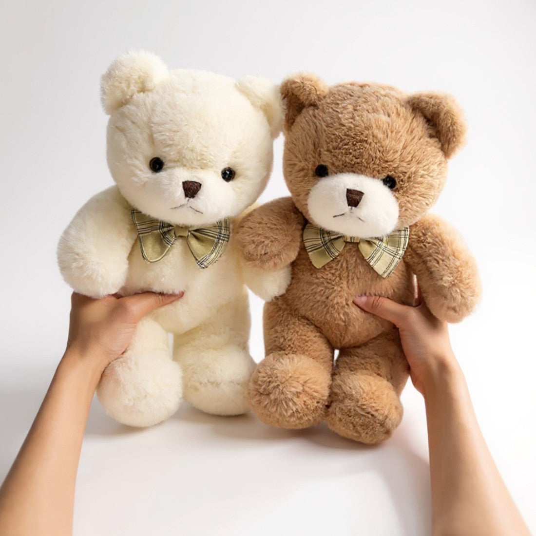 Teddybär mit Vichy-Schleife 30 cm