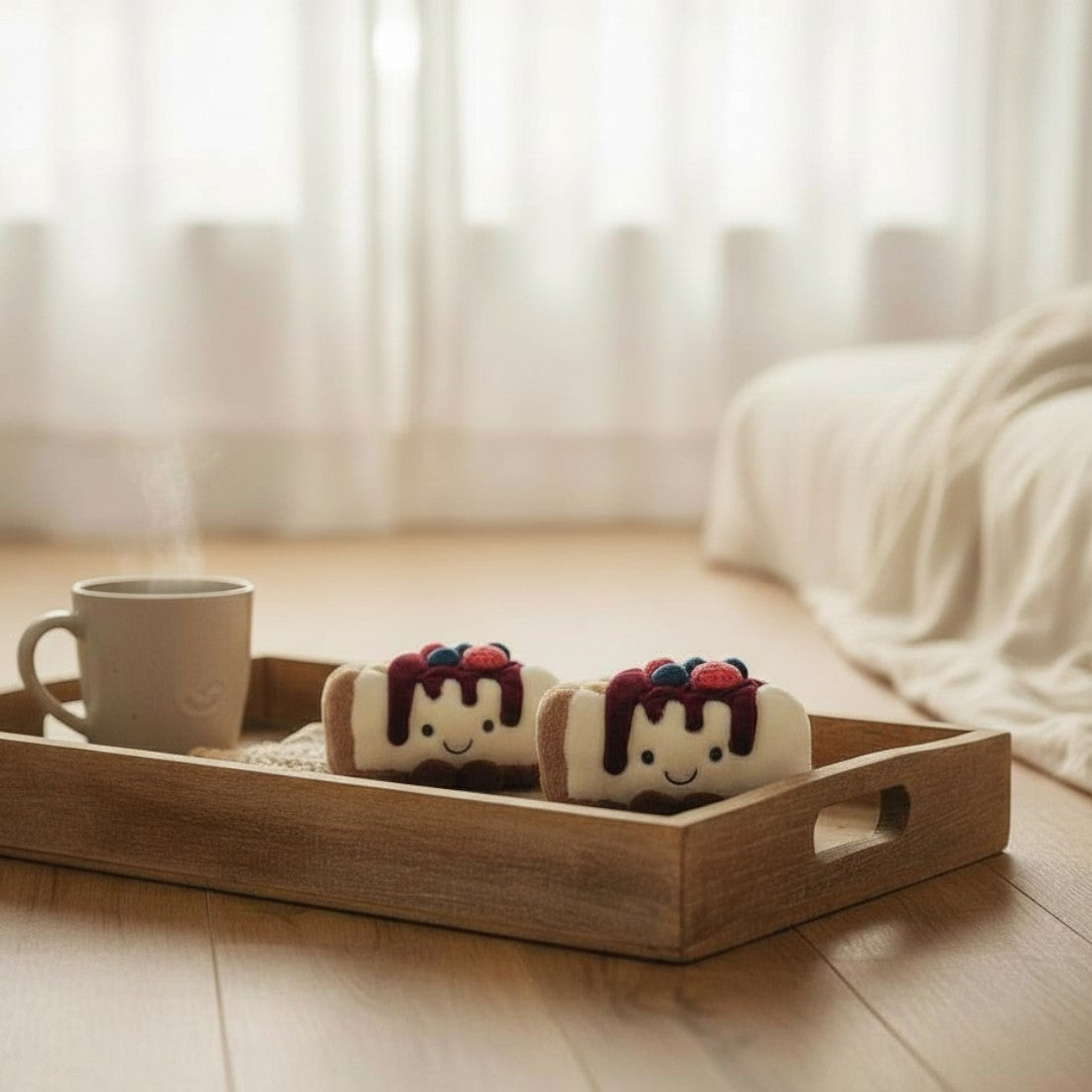 Kawaii Cheesecake Kuscheltier mit Beeren