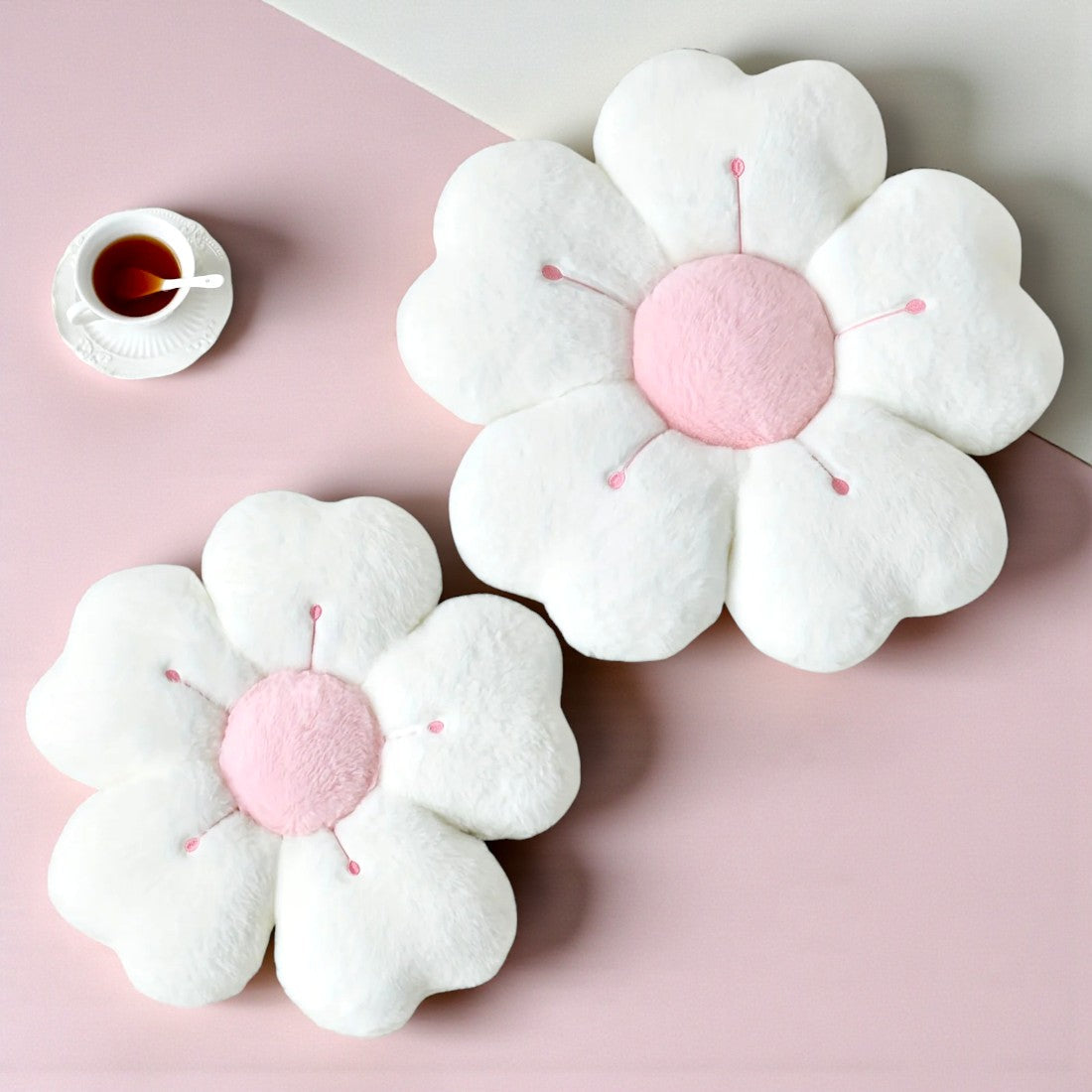Blumen Kuschelkissen Weiß oder Rosa 32–50 cm