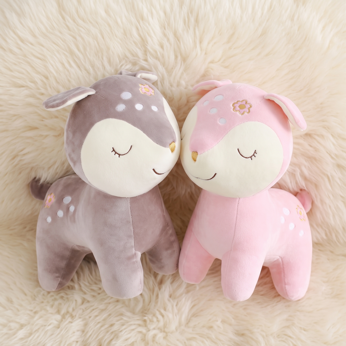 Kawaii Rehkitz Kuscheltier Rosa oder Braun 28 cm