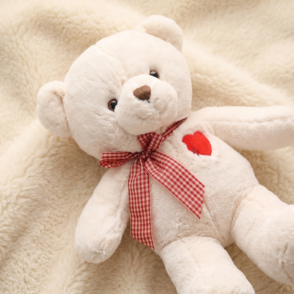 Weißer Teddybär mit rotem Herz 35–50 cm