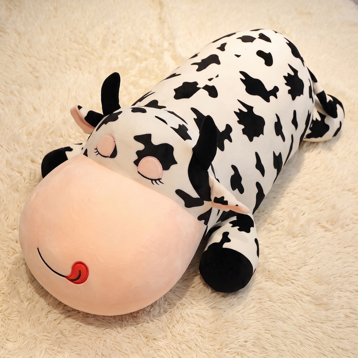 Liegendes Riesen Kuh Kuscheltier 80–100 cm